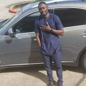 Meet your Posher, Adeola